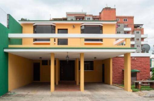 #145 - Casa para Venta en Ciudad de Guatemala - Guatemala
