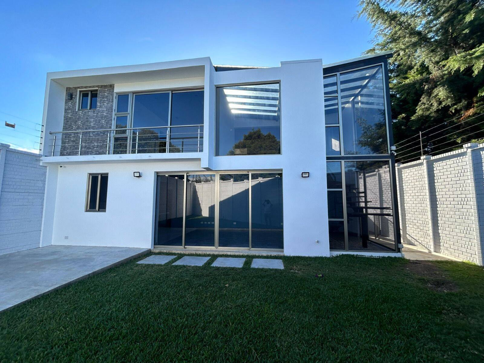 #851 - Casa para Venta en Ciudad de Guatemala - Guatemala