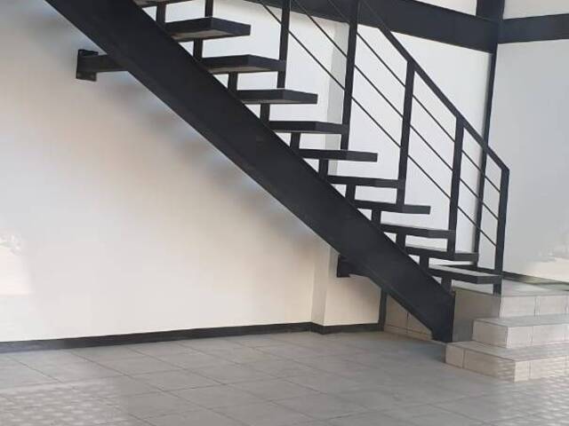 #99 - Piso Comercial para Alquiler en Quetzaltenango - Quetzaltenango - 2