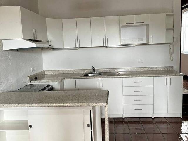 Apartamento para Alquiler en Ciudad de Guatemala - 3