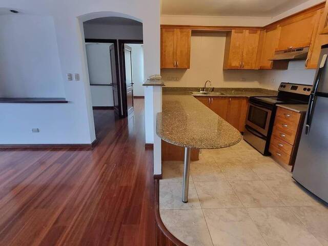 Apartamento para Alquiler en Ciudad de Guatemala - 2