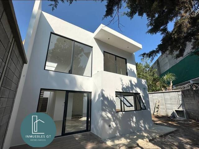 #921 - Casa para Venta en Ciudad de Guatemala - Guatemala - 2