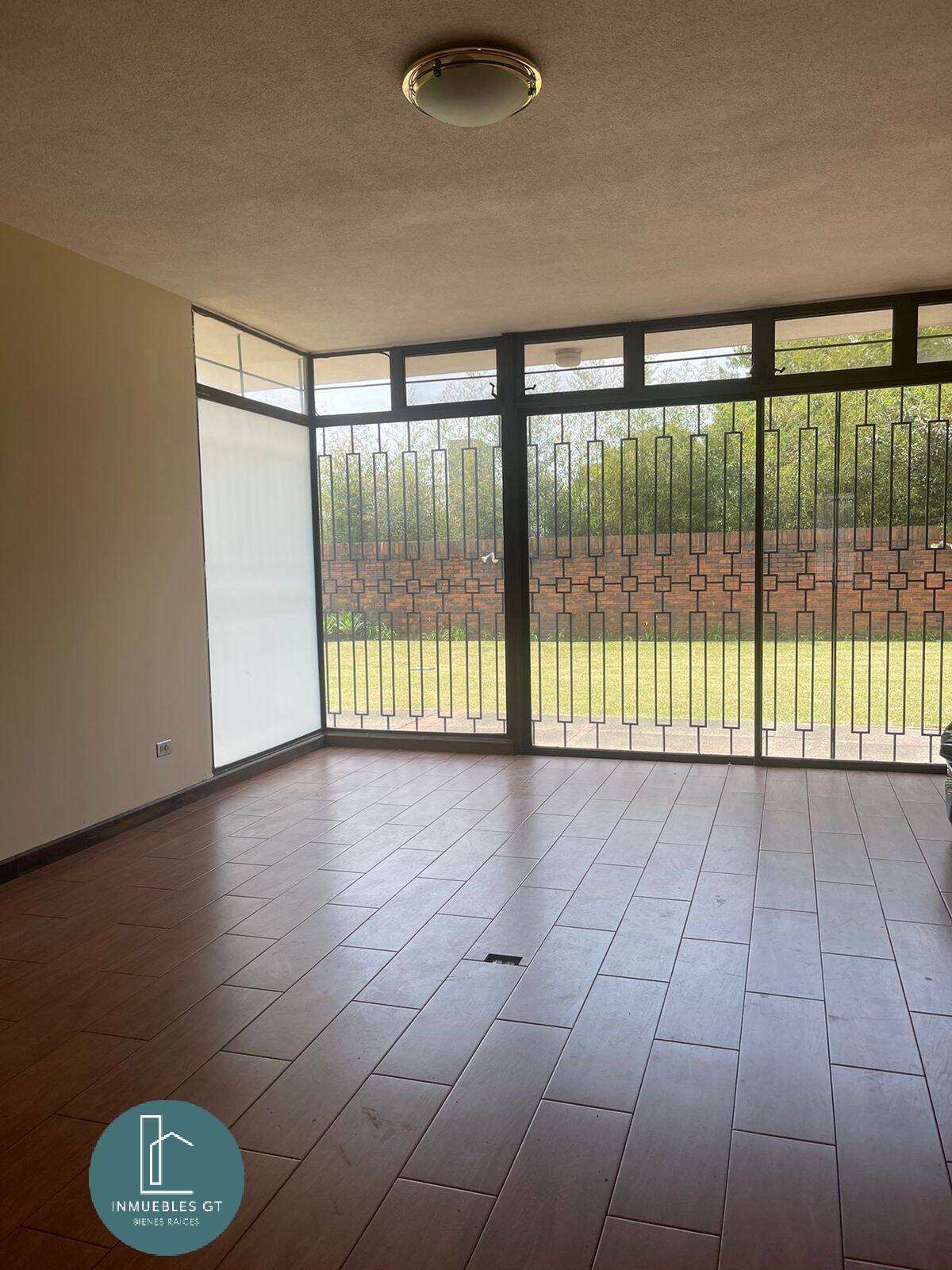 CASA EN RENTA, en ZONA 15 VH1 - Miniatura 11