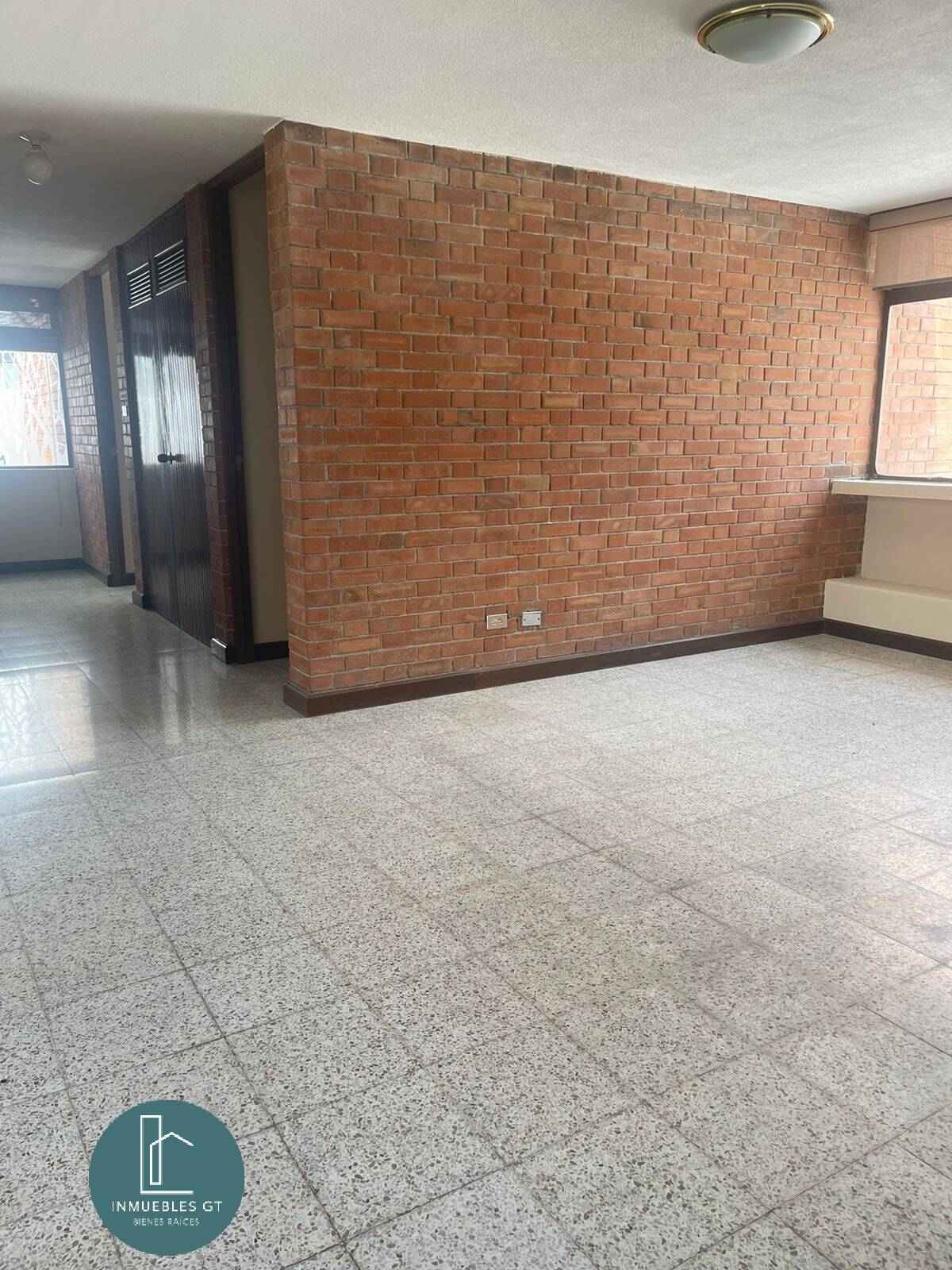CASA EN RENTA, en ZONA 15 VH1 - Miniatura 18