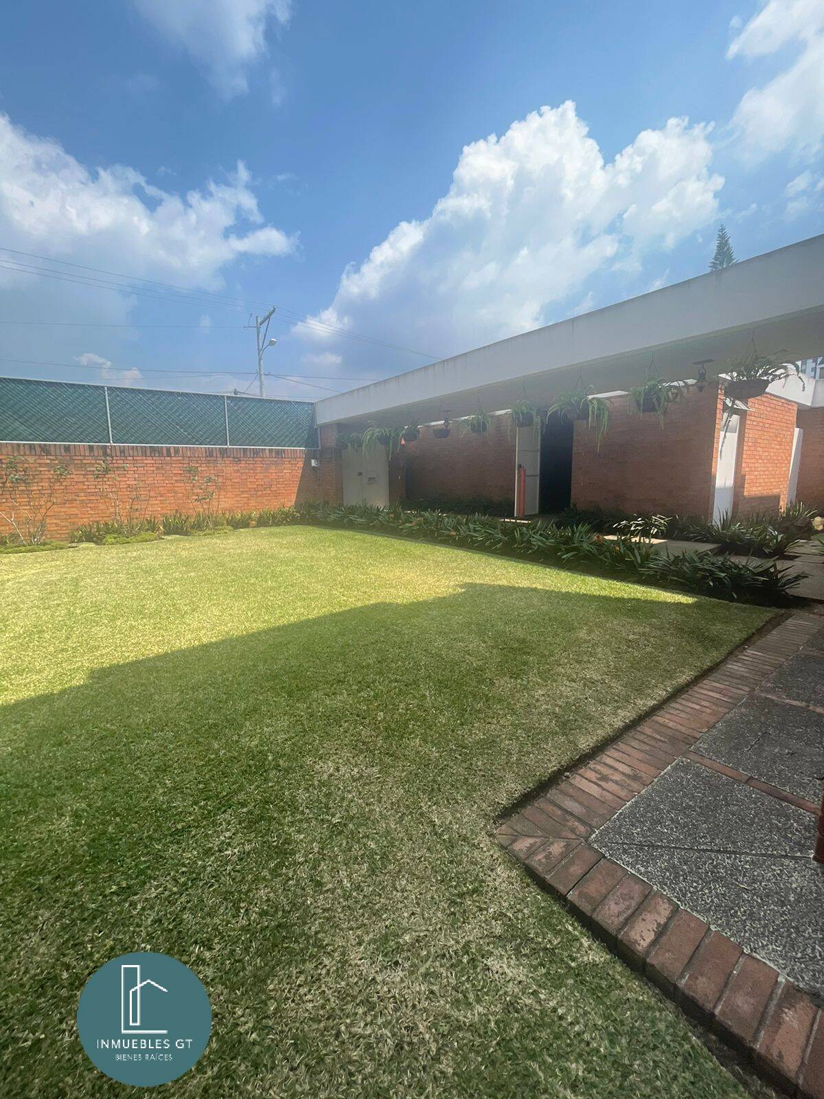 CASA EN RENTA, en ZONA 15 VH1 - Miniatura 22