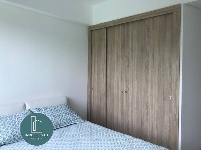 Apartamento nuevo en Oakland con espectacular vista a bosque! - Miniatura 12