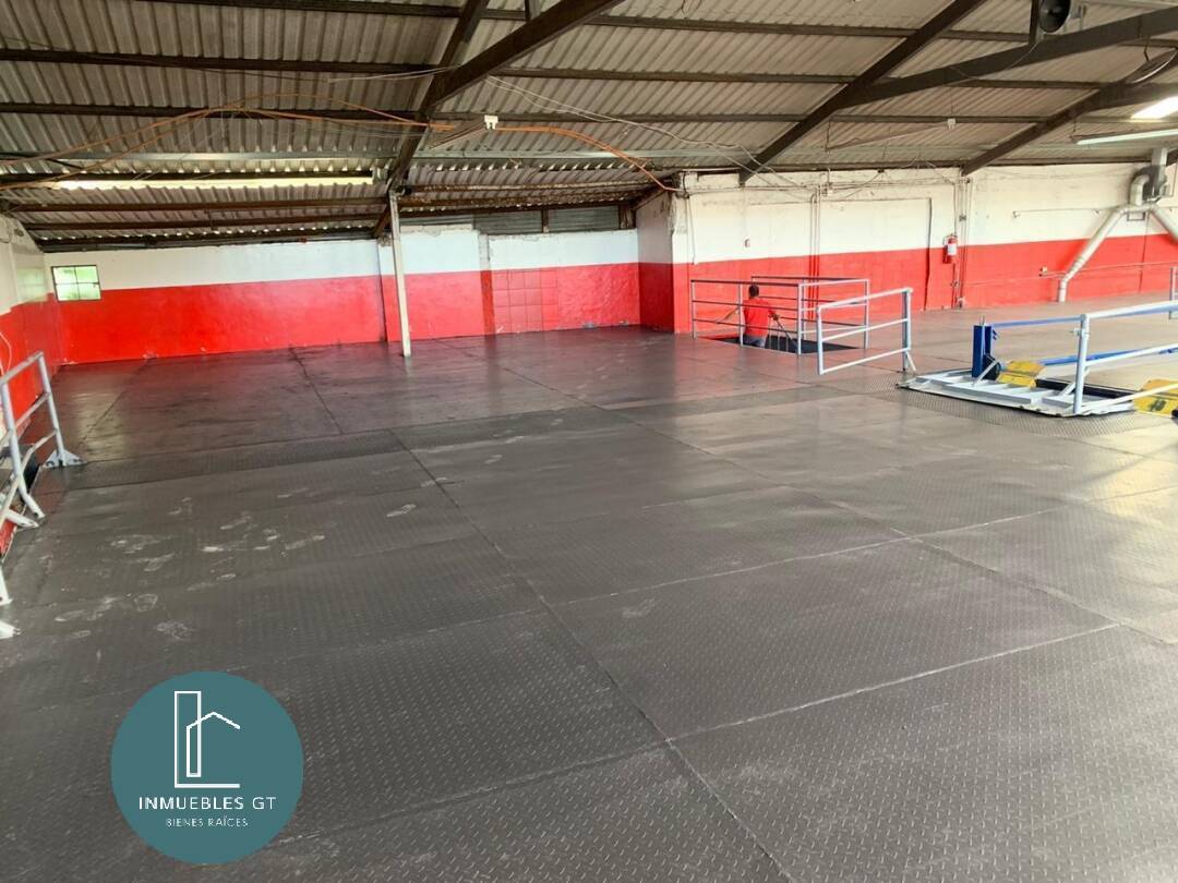 Alquilo bodega en zona 10 de 1500 m2 de 2 niveles - Image 3