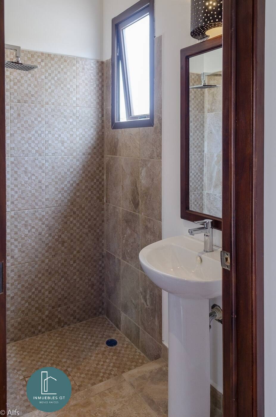 VENDO linda casa en Antigua Guatemala $199000 - Miniatura 21