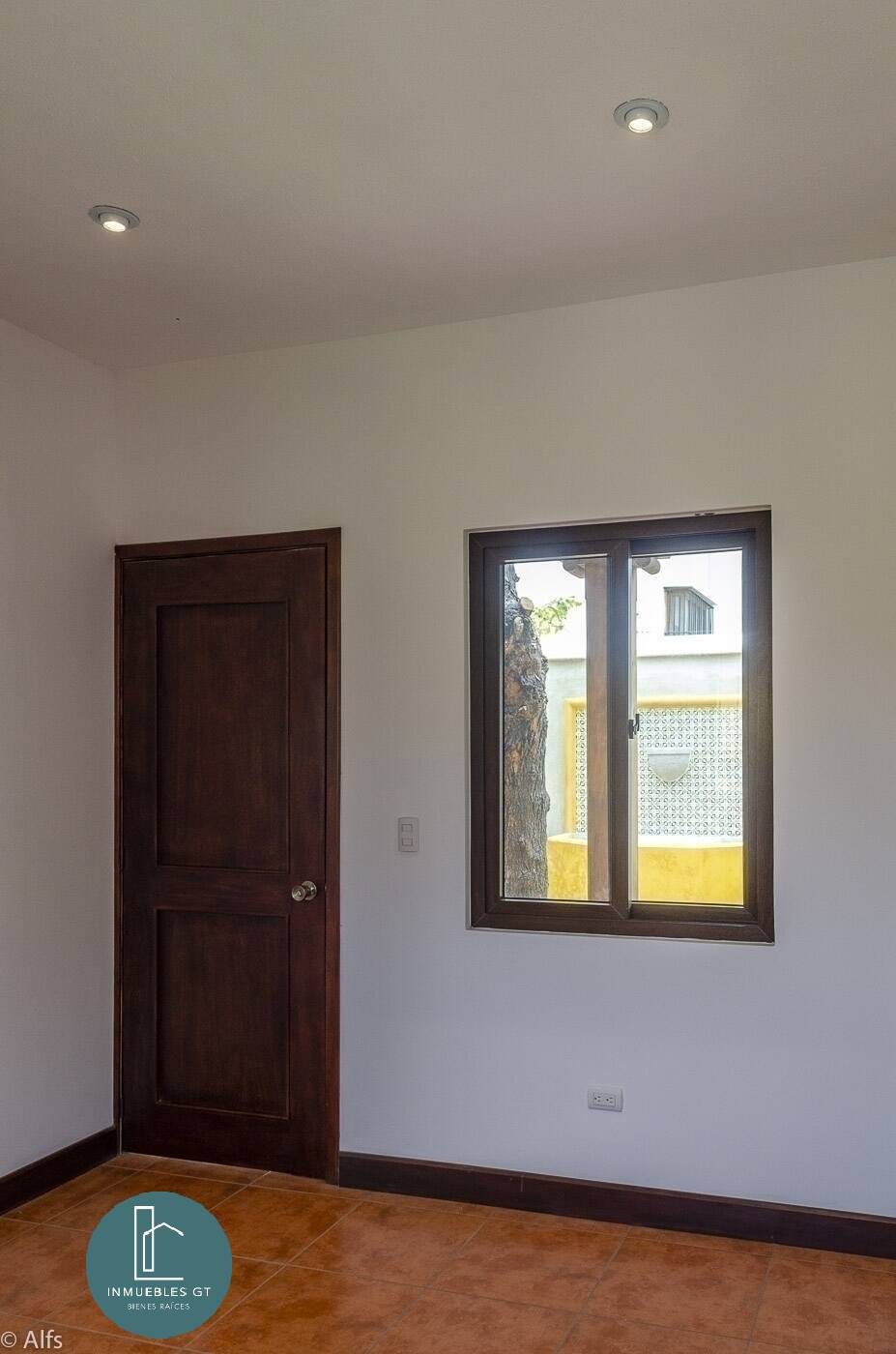 VENDO linda casa en Antigua Guatemala $199000 - Miniatura 16