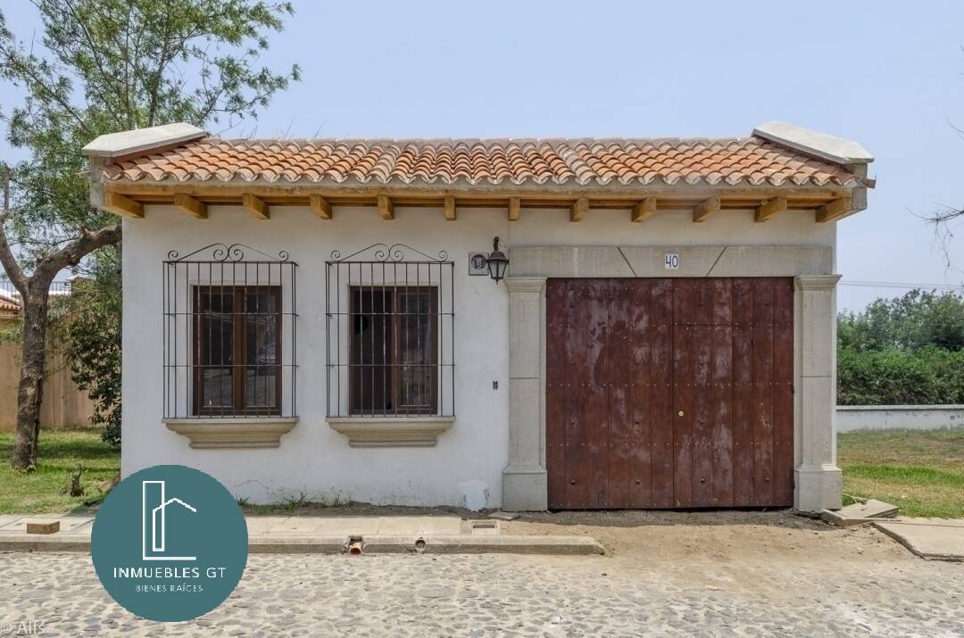 CASA en Antigua Guatemala VENDO $179,000.00 - Image 1
