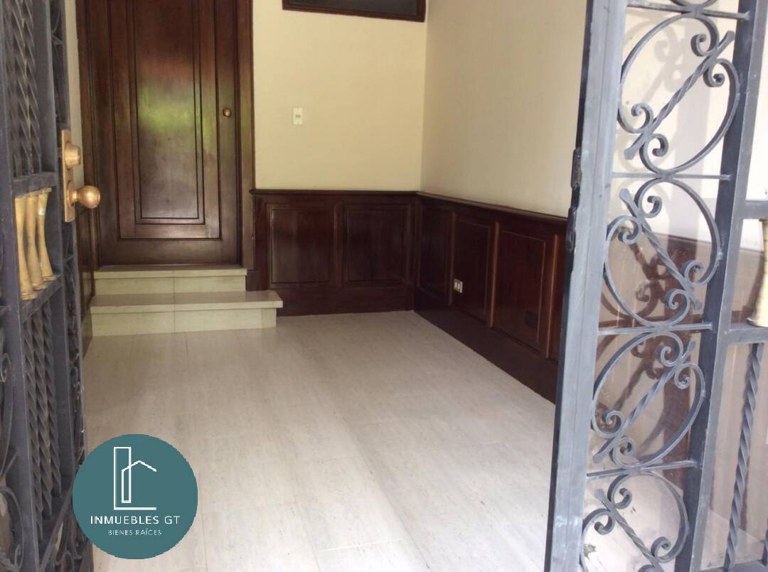 AA56AC ALQUILO TOWNHOUSE zona 10 $1900 - Miniatura 6