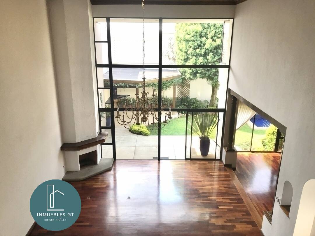 Alquilo grande y exclusiva casa en Jacarandas de Cayalá zona 16 - Miniatura 6