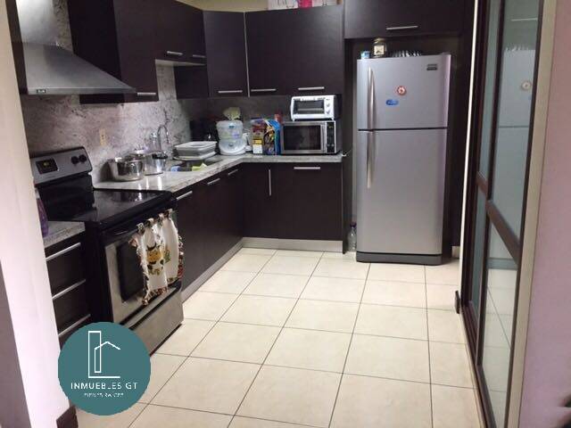 Apartamento en Venta con Excelente ubicación en zona 10. - Miniatura 9