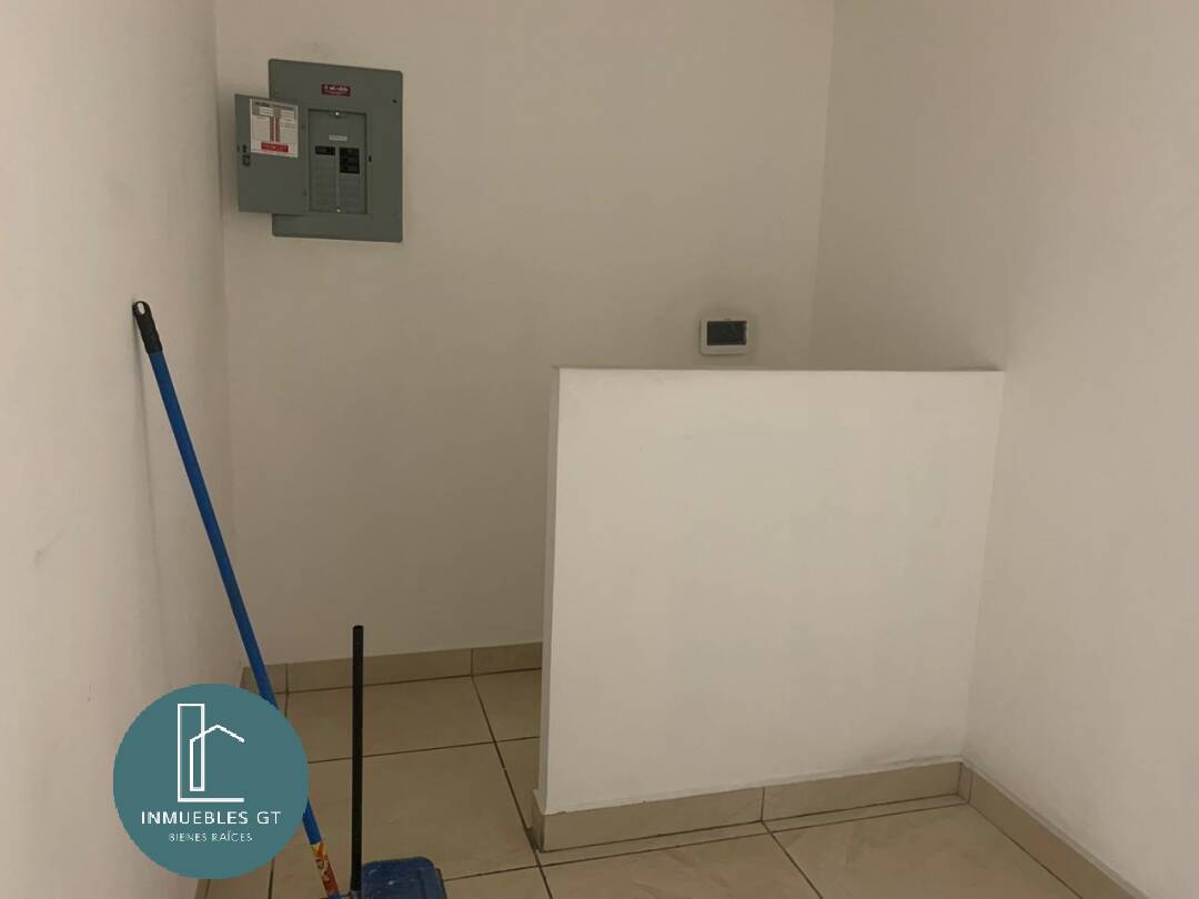 Vendo Ofibodega en Condado Naranjo 130 m2 sector mucho auge - Miniatura 7