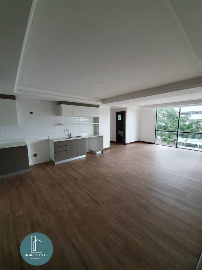 Vendo Apartamento en Edificio Ikonia zona 14 - Image 5