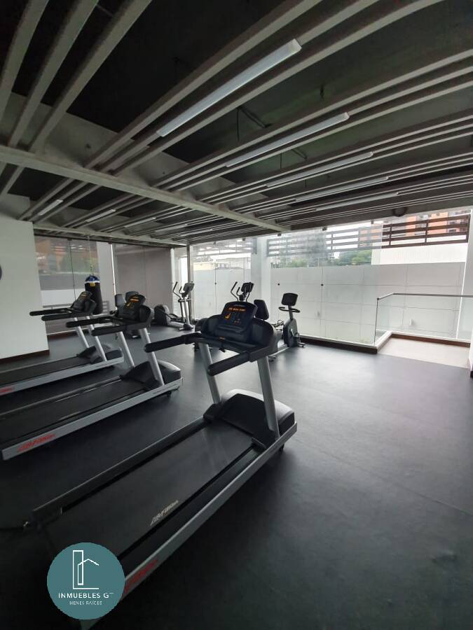 Vendo Apartamento en Edificio Ikonia zona 14 - Miniatura 12