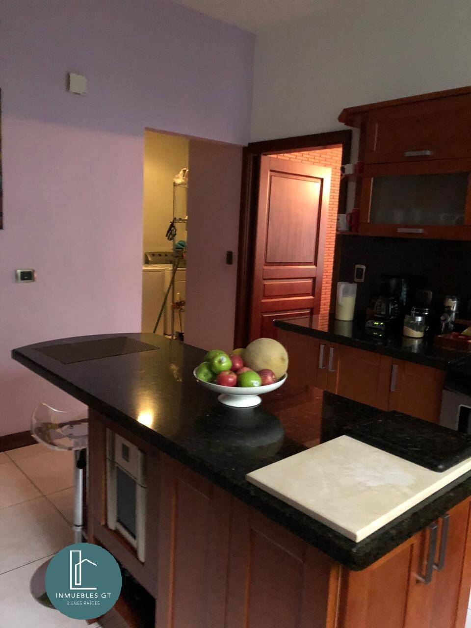 ALQUILO Apartamento en zona 14 Edificio Baltica en excelente ubicación - Image 3