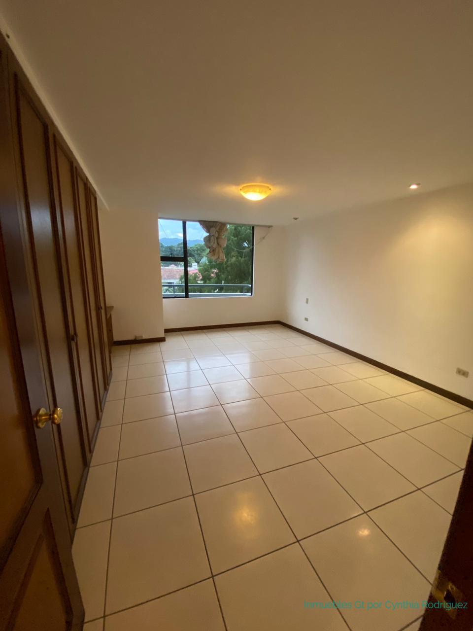 ALQUILO Apartamento en zona 14 Edificio El Pedregal en excelente - 119