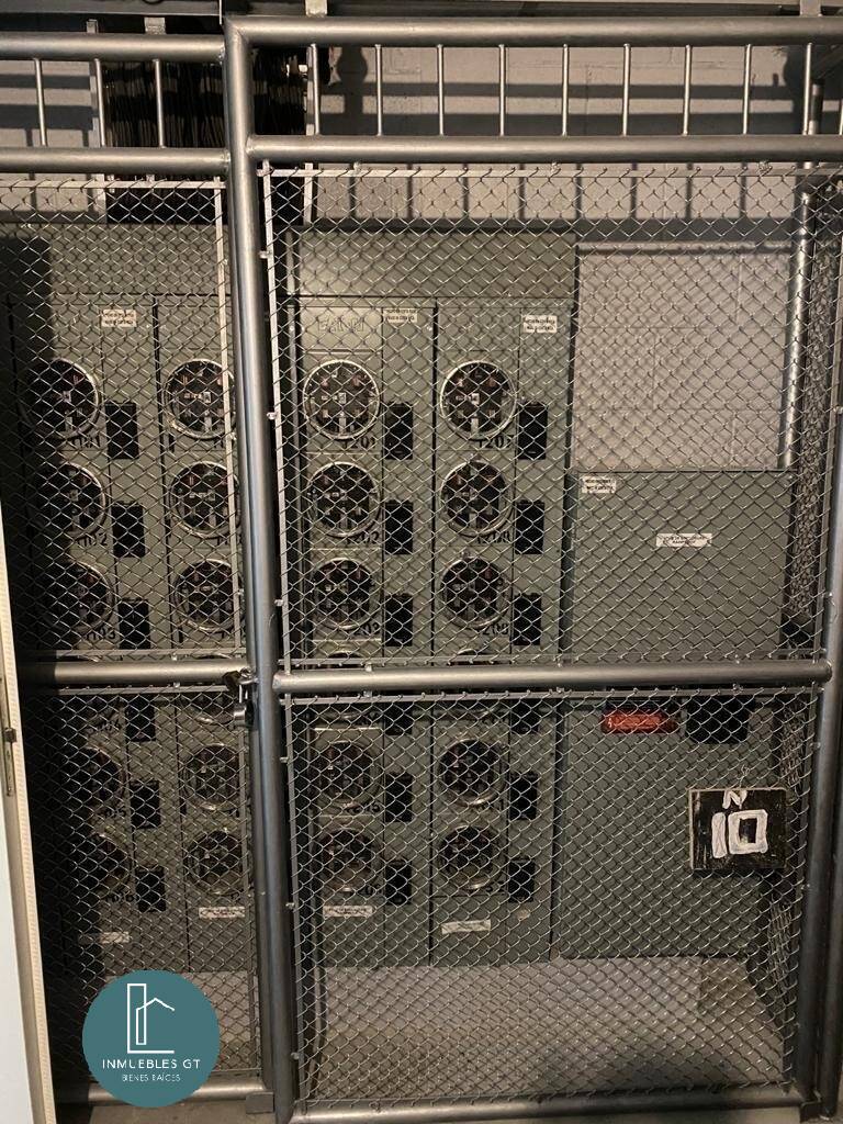 Oficina nueva en VENTA en zona 10 para estrenar - Miniatura 14