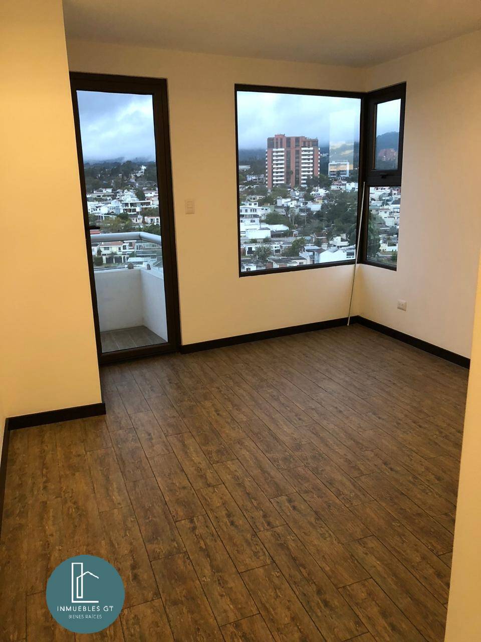 Apartamento en RENTA en zona 15 $950 - Image 5
