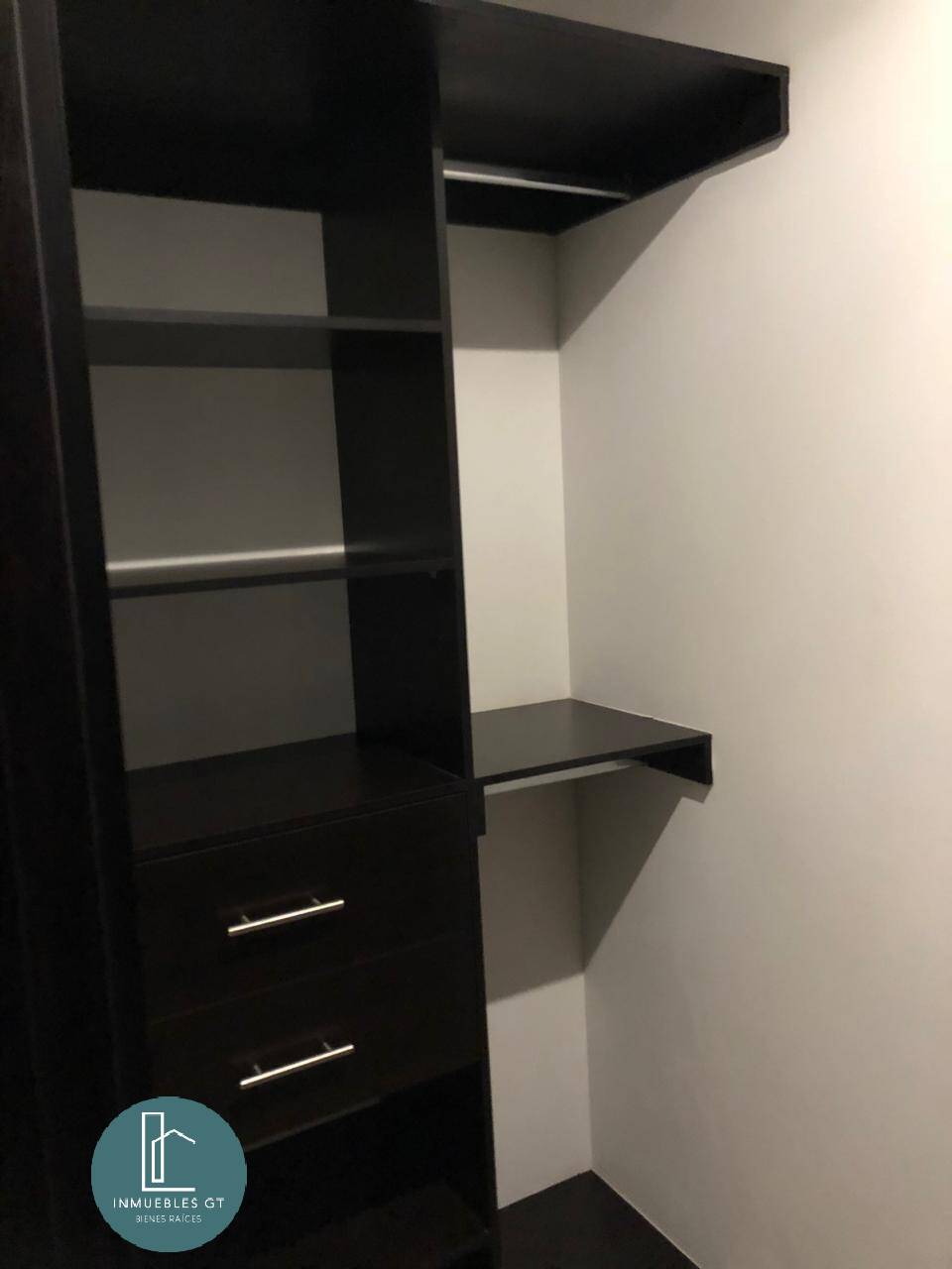 Apartamento en RENTA en zona 15 $950 - Miniatura 6