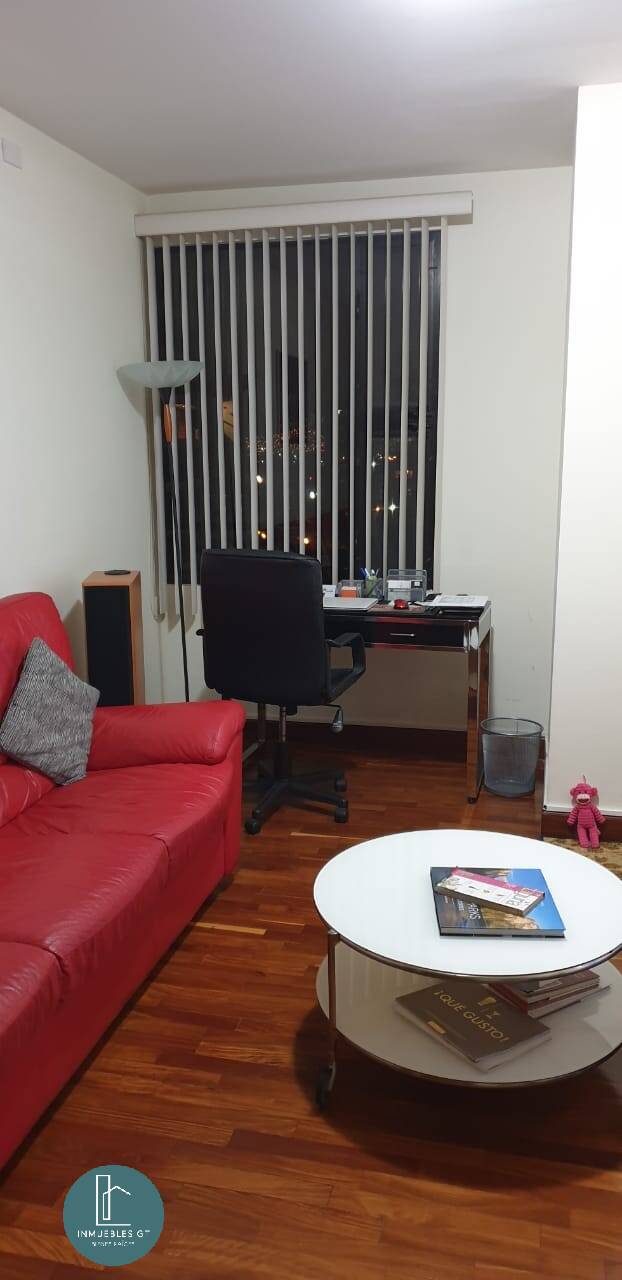 RENTO Apartamento Zona 14 Edificio Chatelet - Image 3