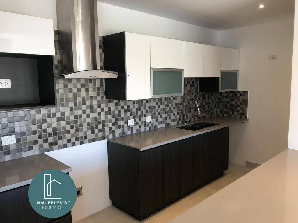 VENDO Apartamento recién remodelado en Vista Hermosa 2 Zona 15 - Image 4
