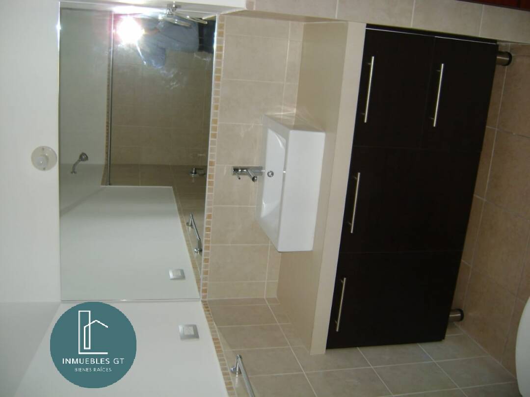 Apartamento en Renta en Alandra zona 10 - Image 5