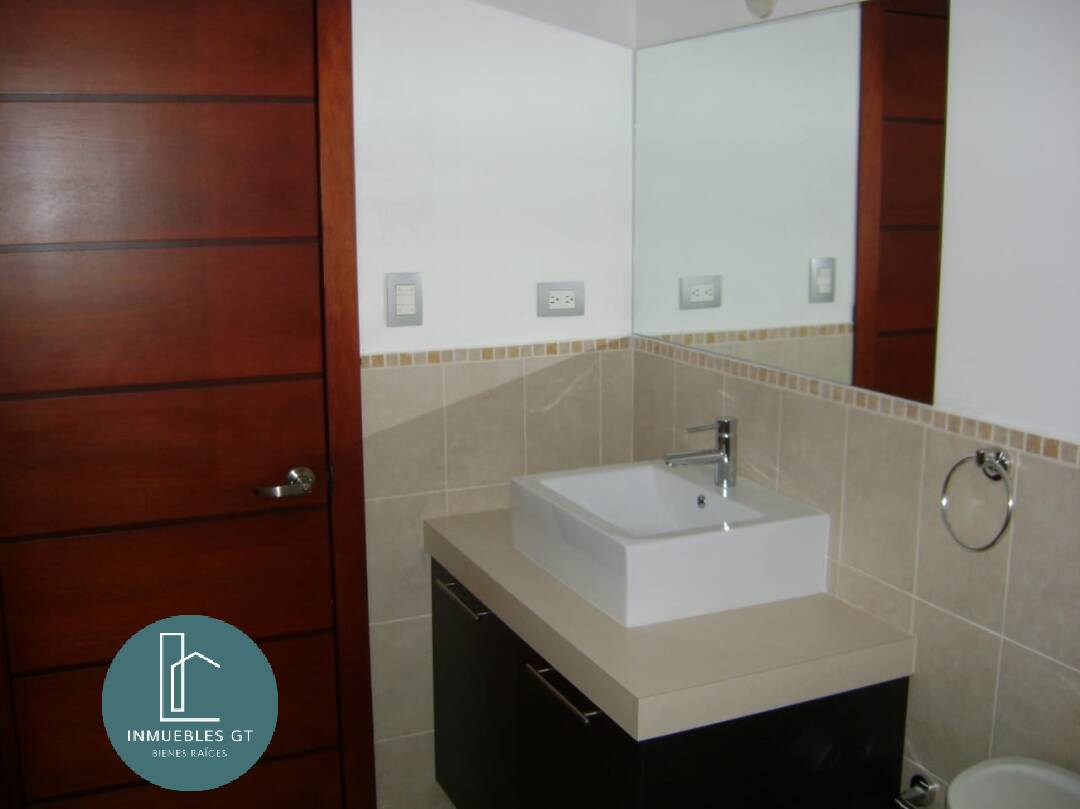 Apartamento en Renta en Alandra zona 10 - Image 4