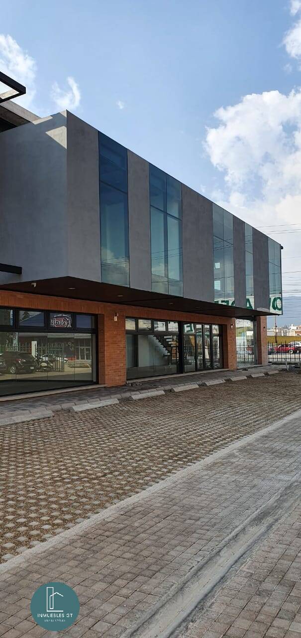 Local en RENTA en Periferico Xela alta visibilidad de tráfico - Miniatura 9