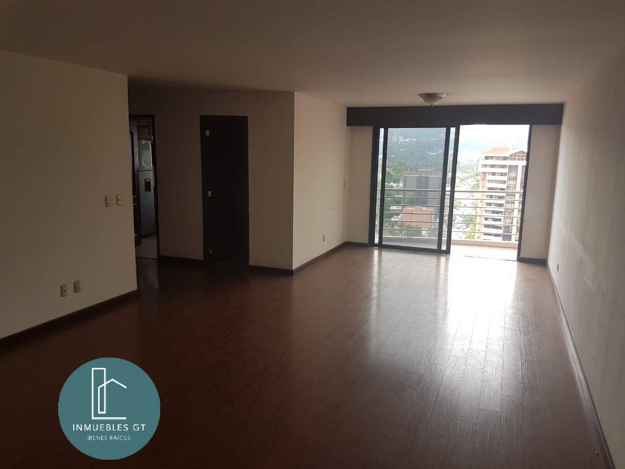 Apartamento en VENTA en zona 14 - Image 1