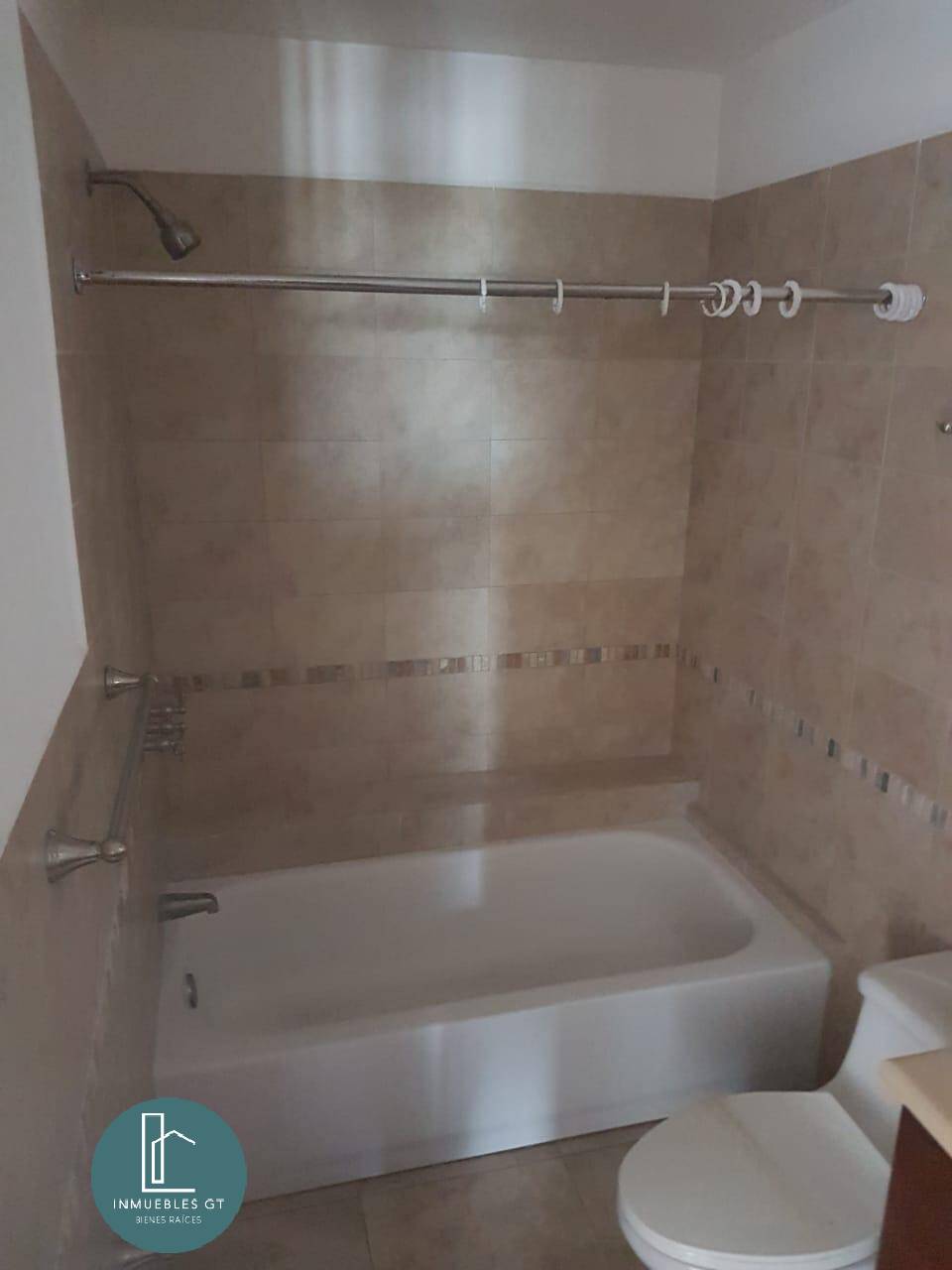 Apartamento en VENTA en zona 14 - Miniatura 7