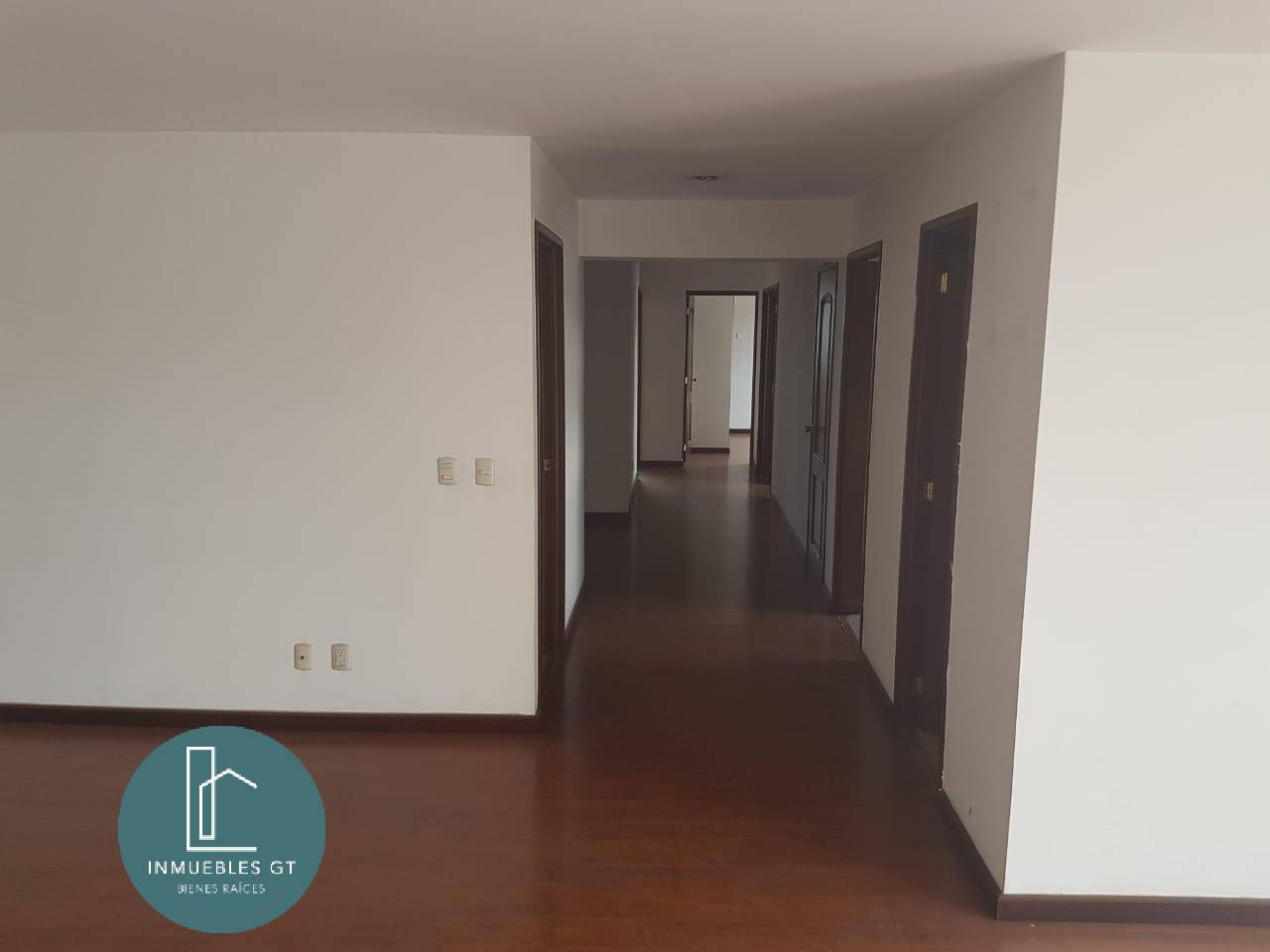 Apartamento en VENTA en zona 14 - Miniatura 9