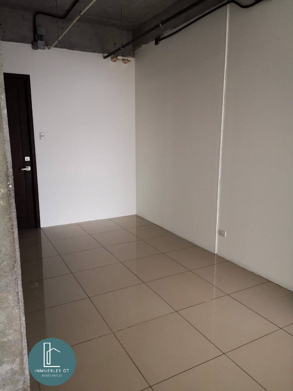 Oficina en RENTA en Edificio Pialé, zona 10 - Miniatura 17
