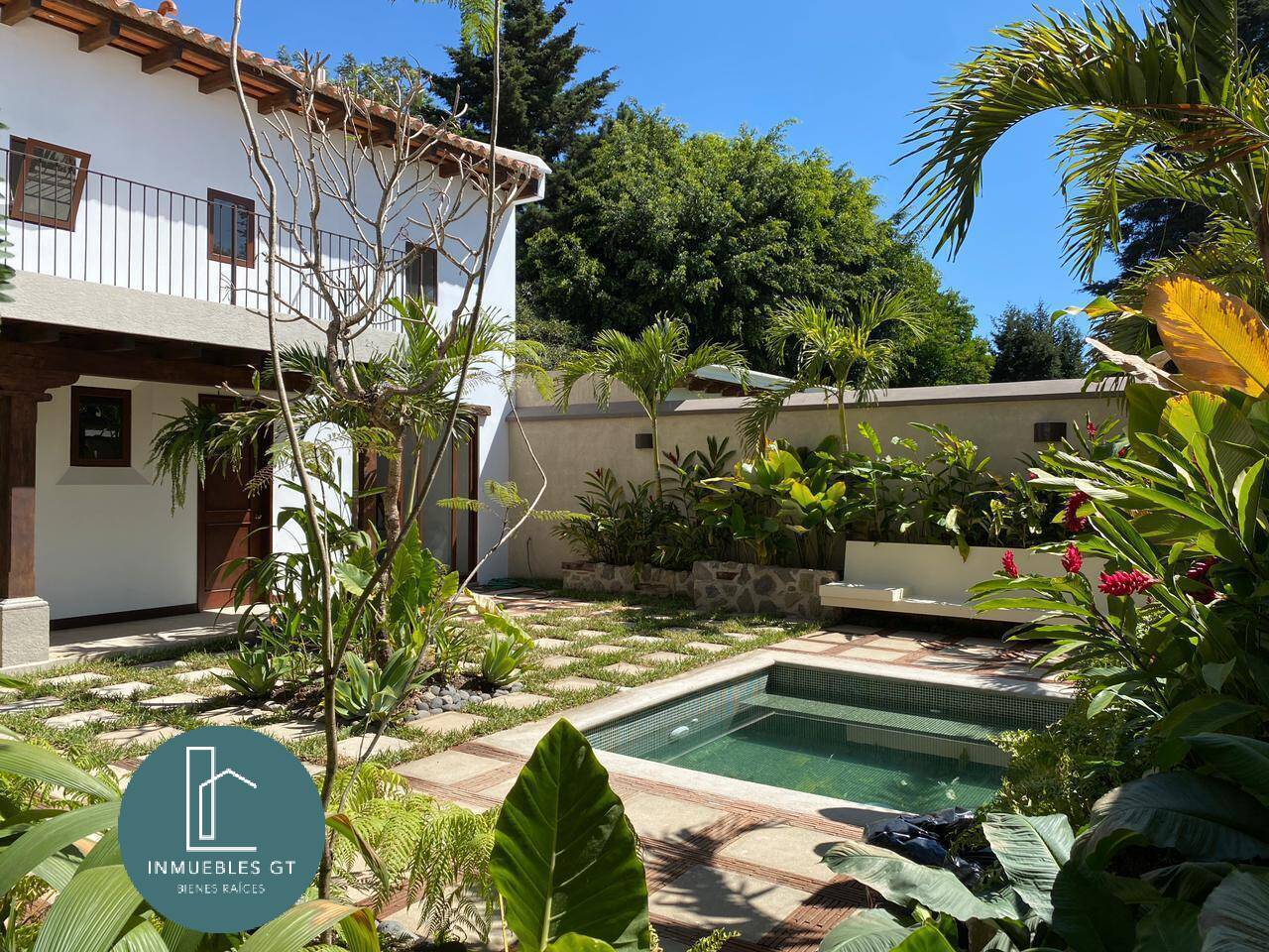 Lujosa casa en VENTA en Antigua Guatemala para ESTRENAR - Image 3
