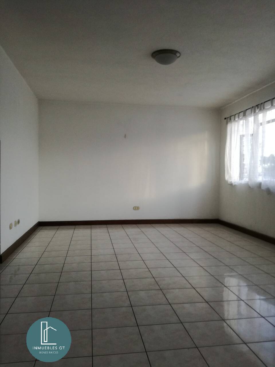 VENDO Casa en San Cristóbal, cerca de San Kris Mall - Miniatura 11