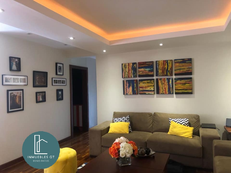 Apartamento en VENTA para inversión en Alhambra zona 15 - Image 1