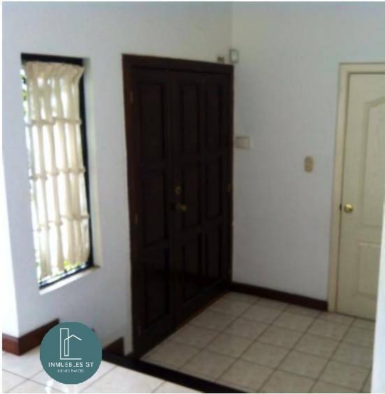 Venta amplia Casa en San Cristóbal - Miniatura 6