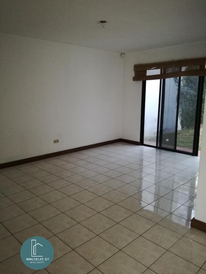 Venta amplia Casa en San Cristóbal - Miniatura 8