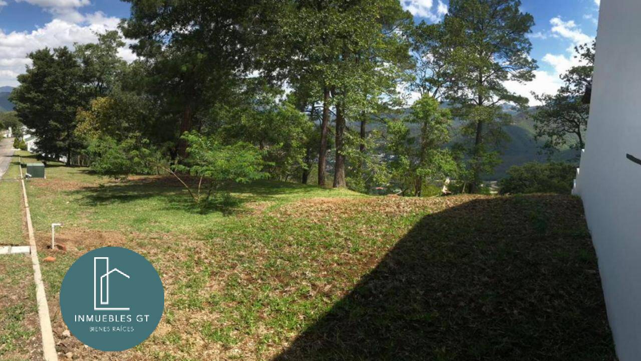 Terreno en VENTA en Antigua Guatemala - Image 3