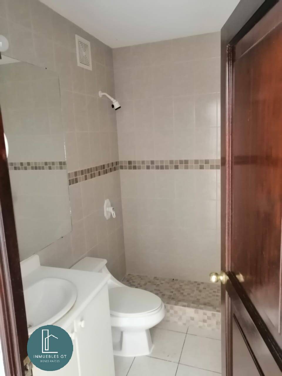 Apartamento en RENTA z15 - Image 4