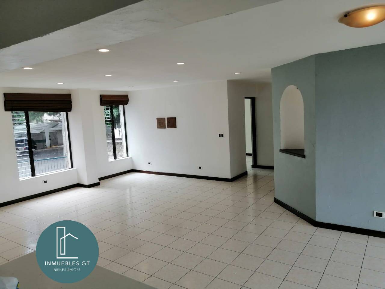 Apartamento en RENTA z15 - Image 1