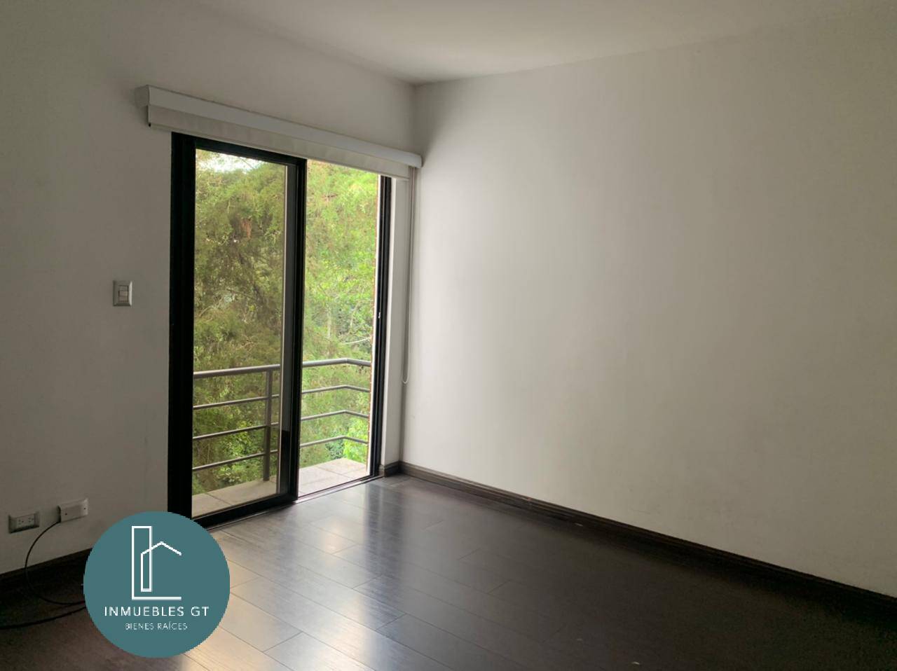 RENTA de apartamento amplio en zona 16 - Miniatura 9