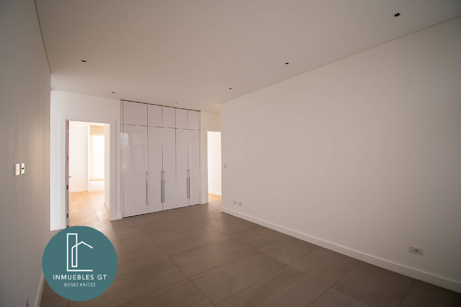 Apartamento en RENTA Oakland zona 10 - Miniatura 15