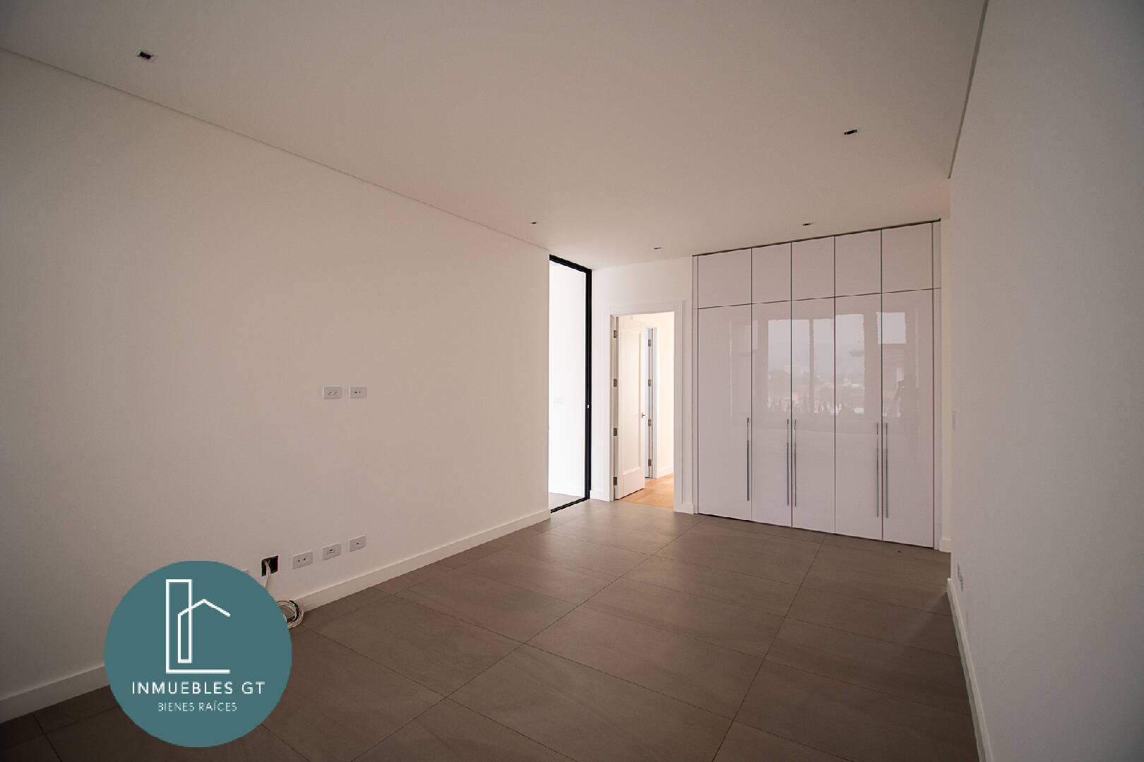 Apartamento en RENTA Oakland zona 10 - Miniatura 17