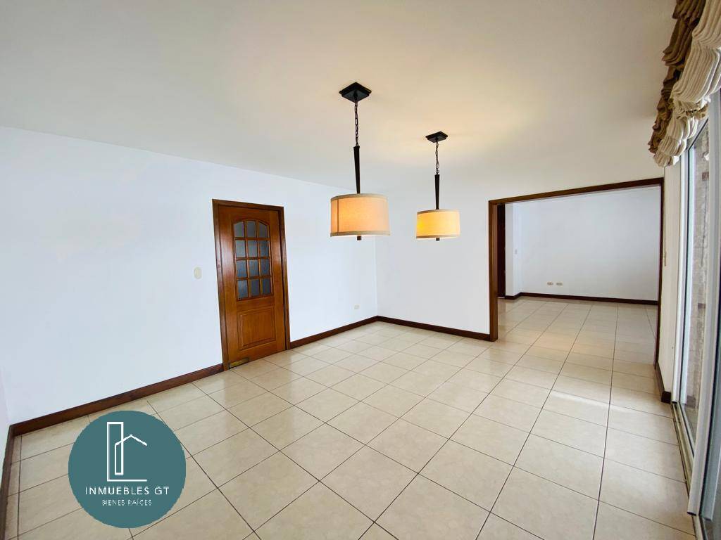 Casa en VENTA en sector EXCLUSIVO de zona 14 - Miniatura 15