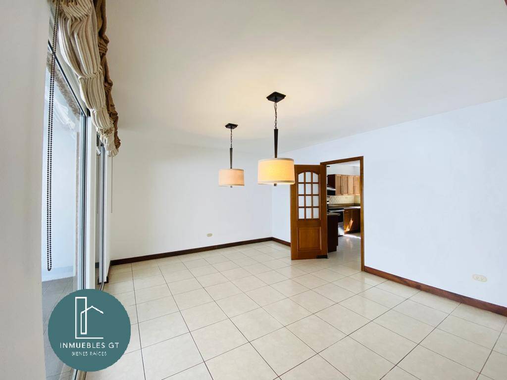 Casa en VENTA en sector EXCLUSIVO de zona 14 - Miniatura 16