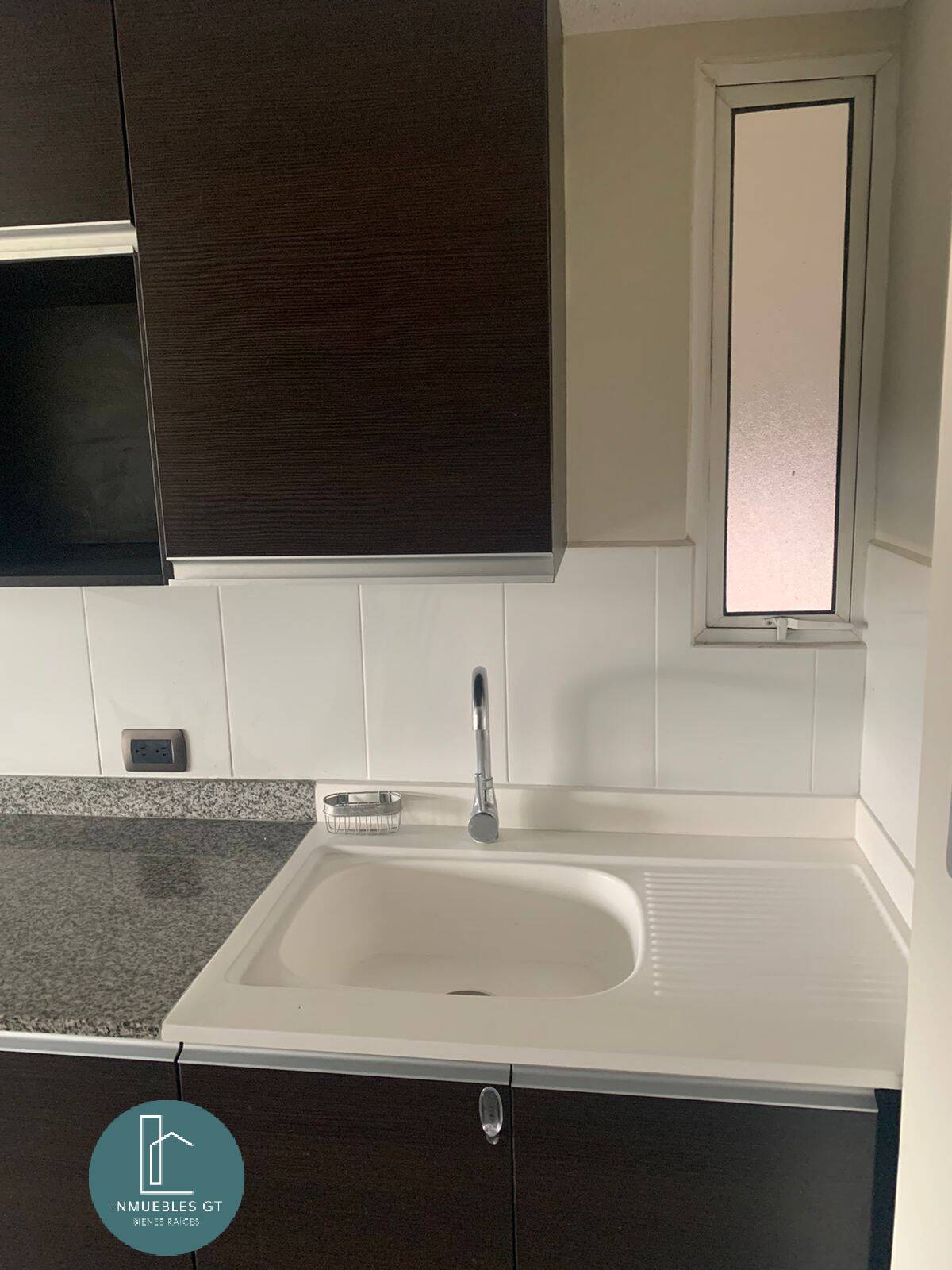 Apartamento RENTA en zona 5 - Casa Asunción - Image 2