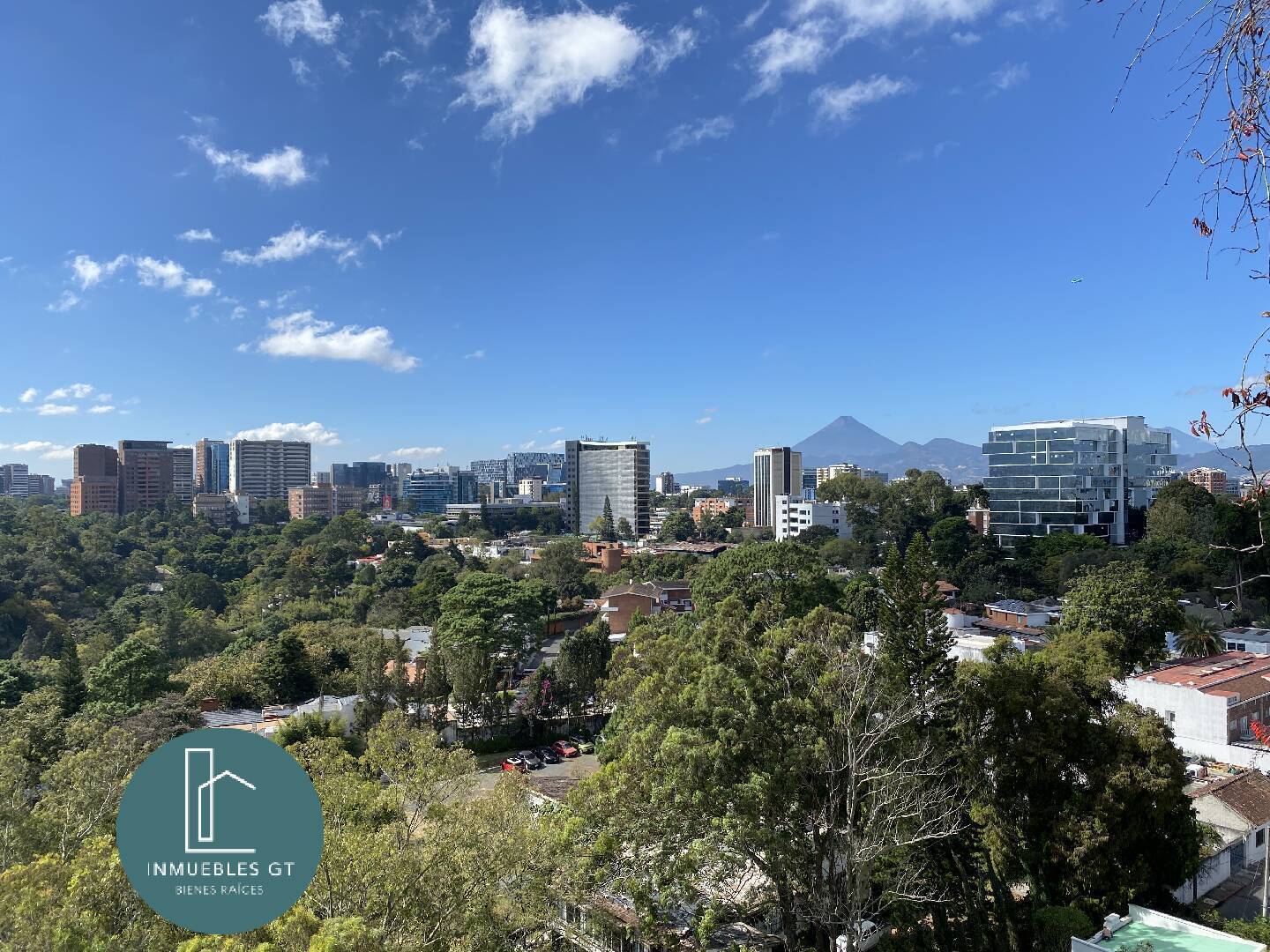 Apartamento amueblado en VENTA en zona 10 - Edificio FABRA - Miniatura 12