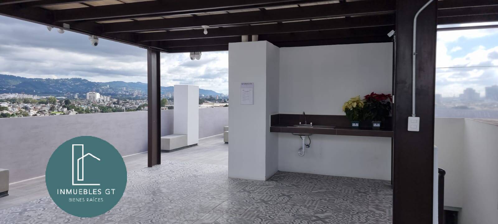 Apartamento en RENTA zona 1 - Image 1